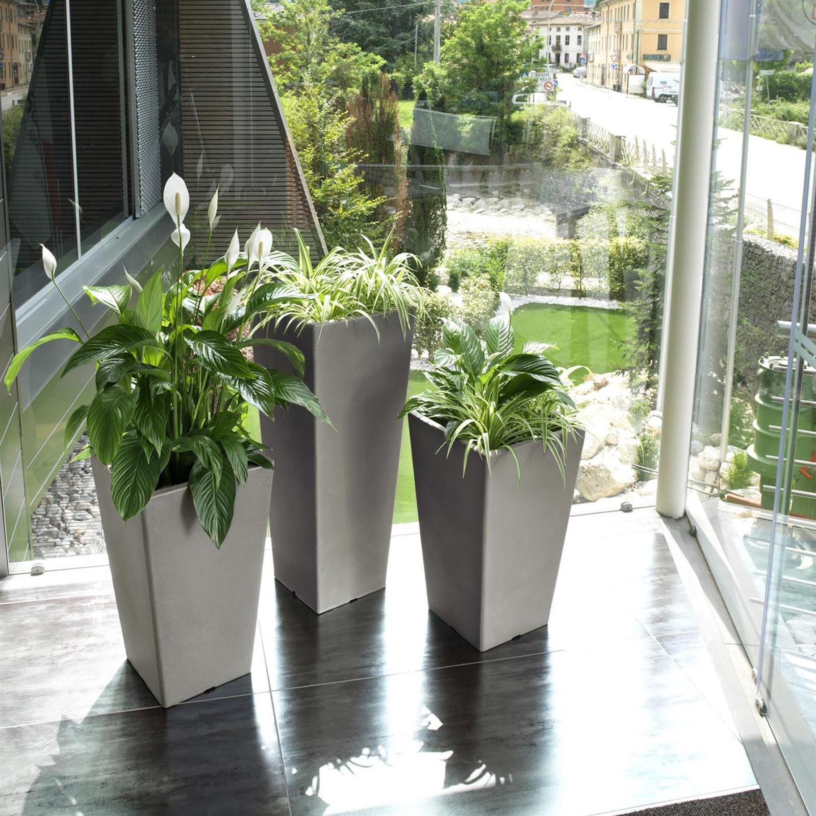 Vaso ''Essential Pasubio'' alto in plastica per fiori e piante da esterno e  giardino